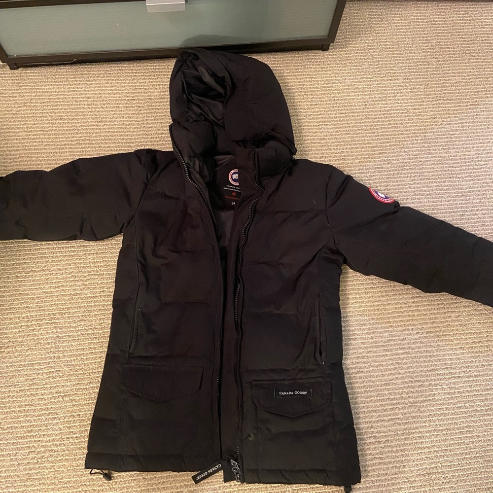 Canada Goose Parka (Chelsea Parka Regeneration) in Admiral Blue